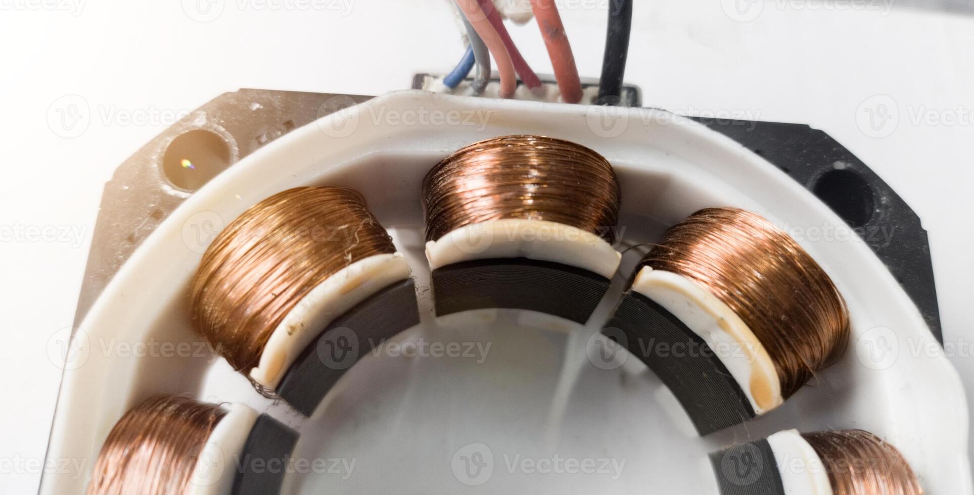 Close up the Fan stator winding circuit for disassembly analysis. photo