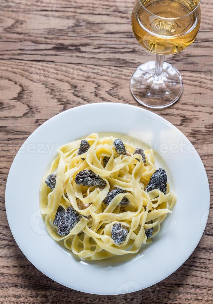 Tagliatelle with morel mushrooms photo