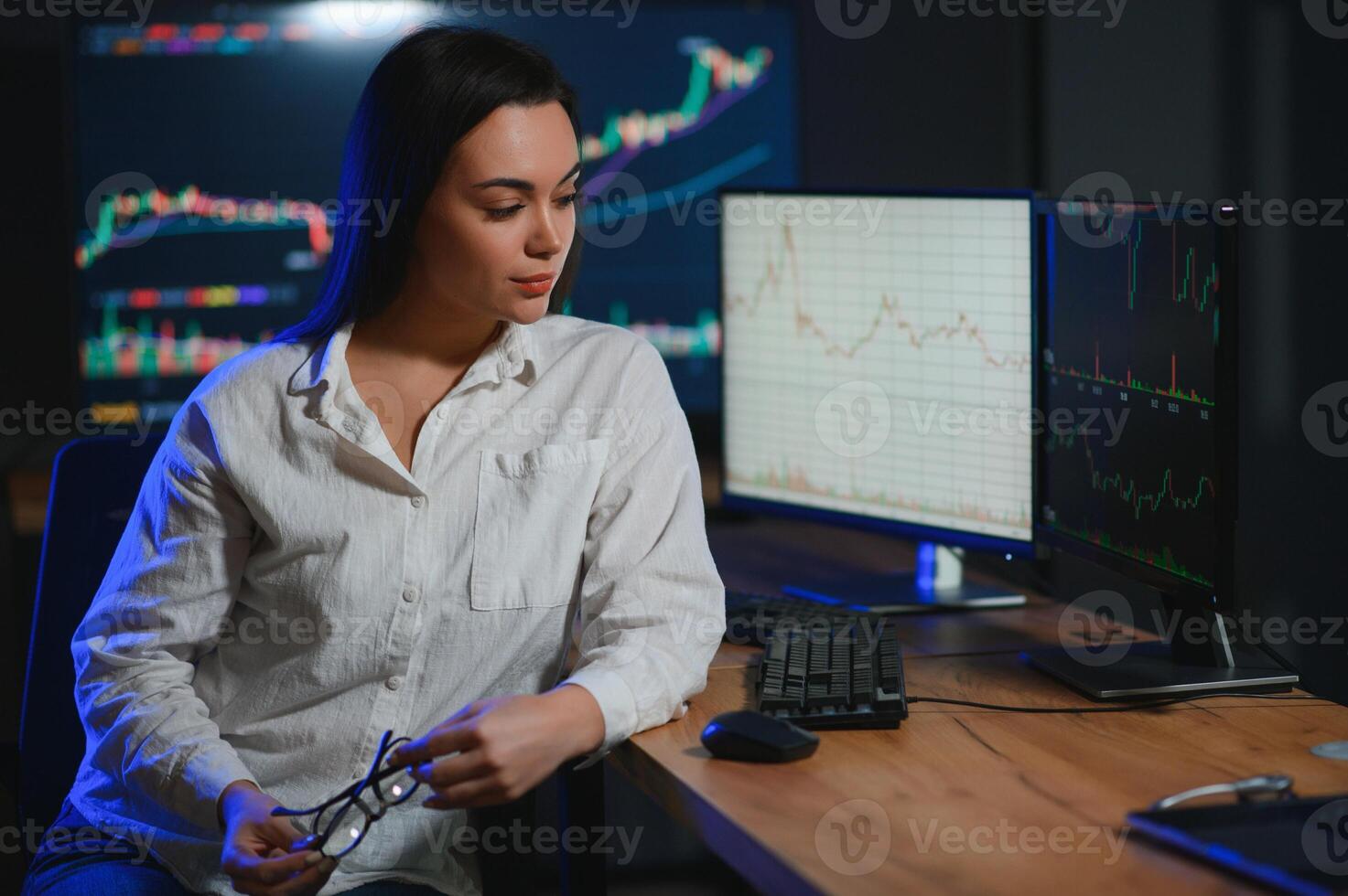 Successful smart woman investor and crypto trader photo