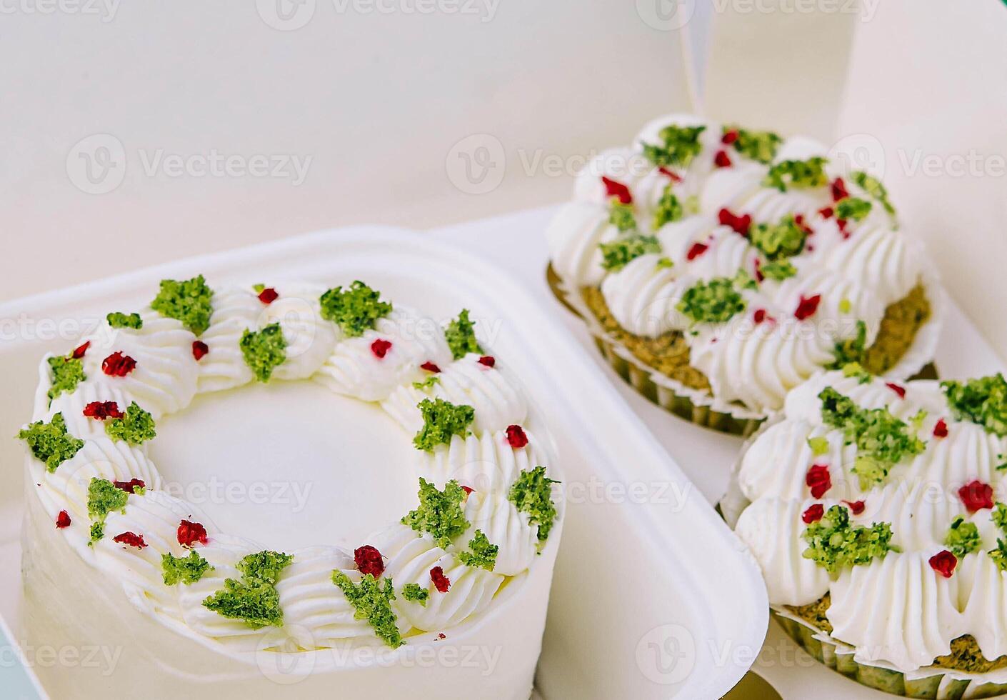 Turkish Maras Vanilla Ice Cream with Pistachio Powder photo