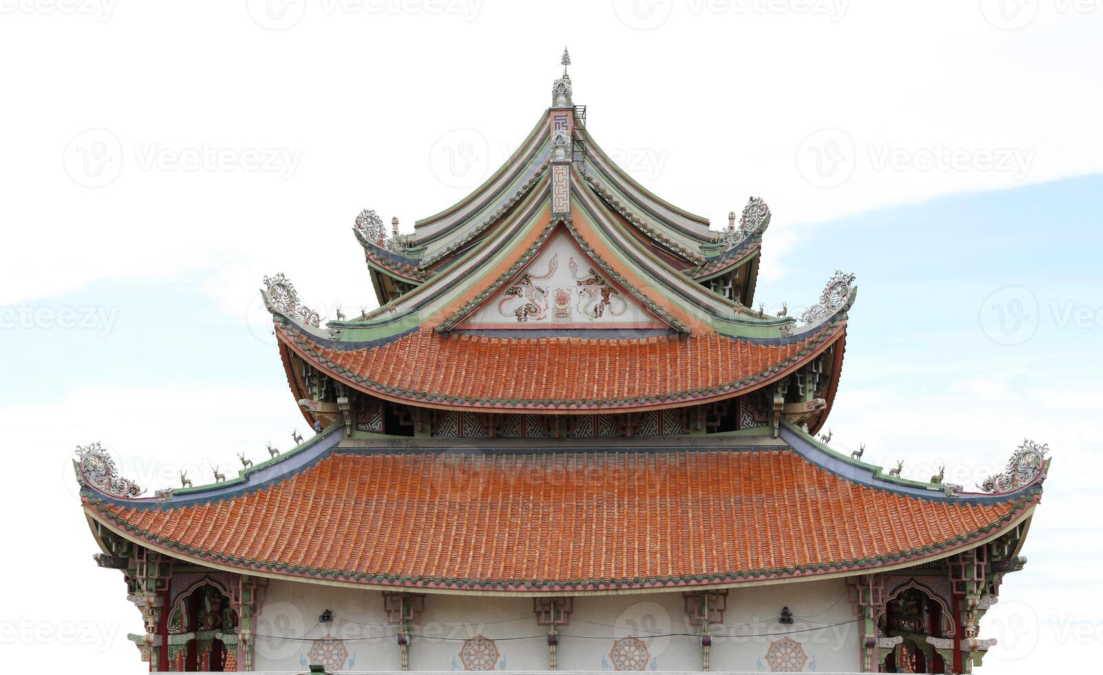 tradicional estilo de chino templo con azul cielo foto
