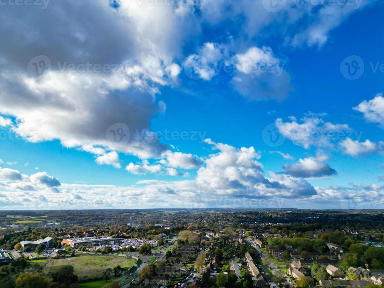 Beautiful High Angle View of Sky and Dramatical Clouds over Central Hemel Hempstead City of England Great Britain. November 5th, 2023 photo