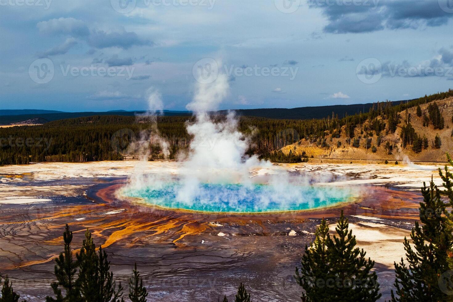 Grand Prismatic Spring in Yellowstone National Park photo