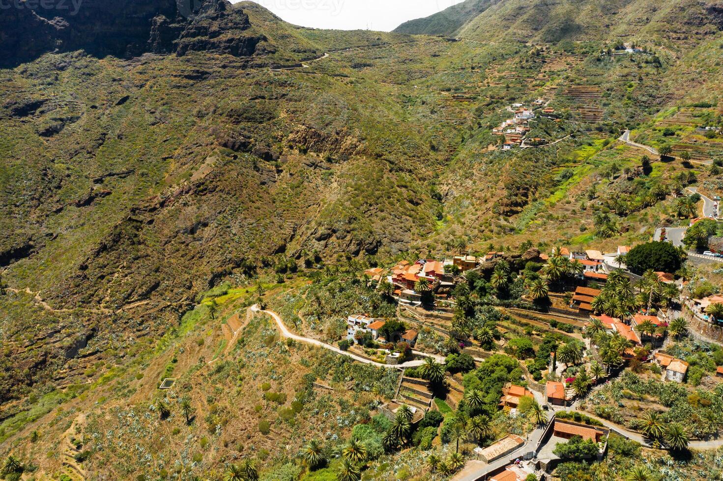 máscara pueblo en España, popular turista destino máscara pueblo de tenerife foto