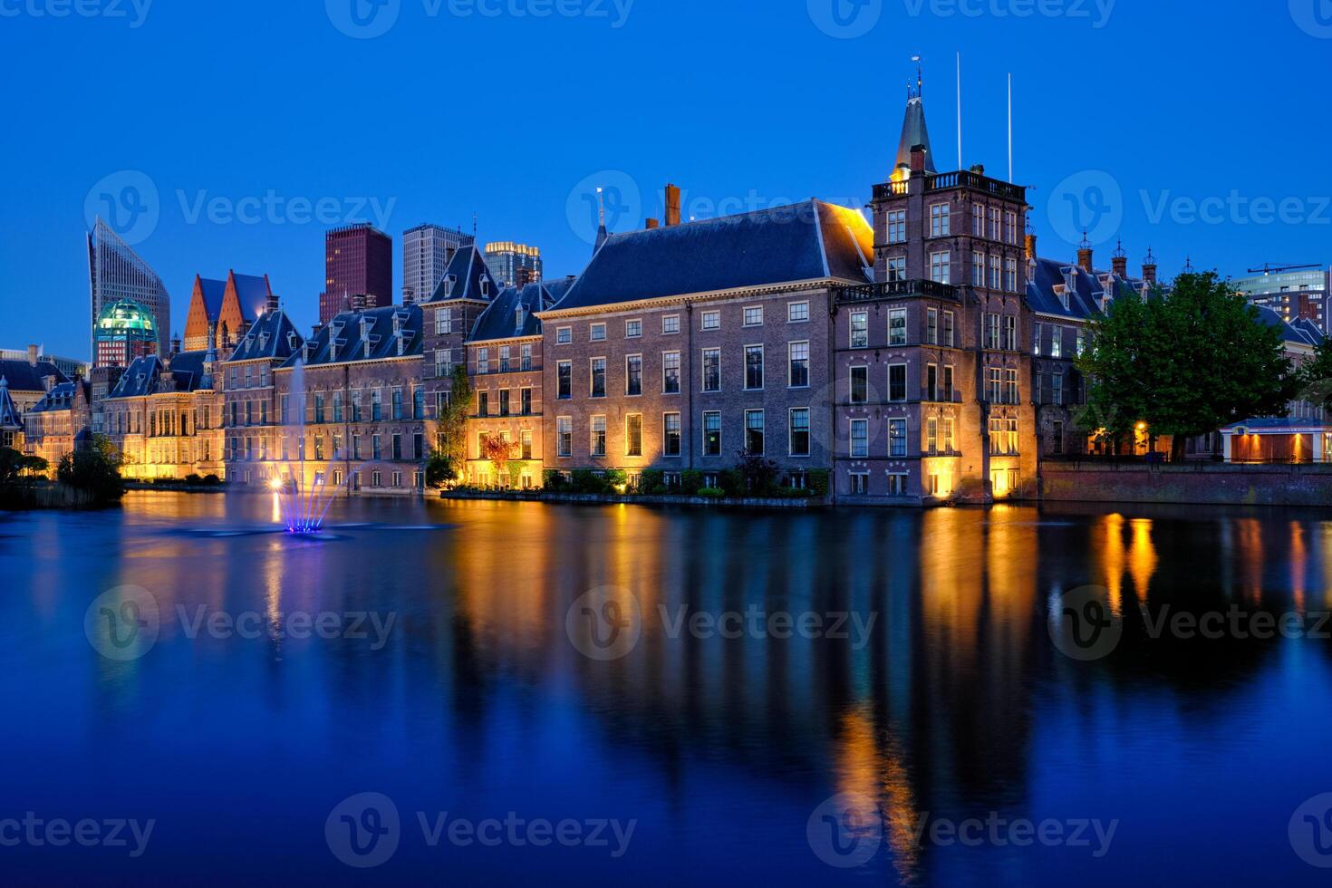 Hofvijver lake and Binnenhof , The Hague photo