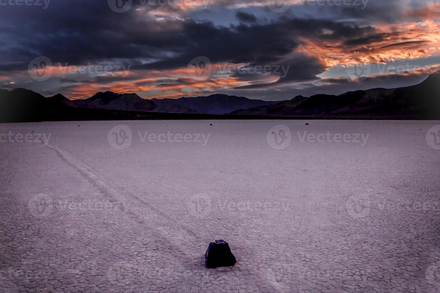 Death Valley Racetrack Playa photo