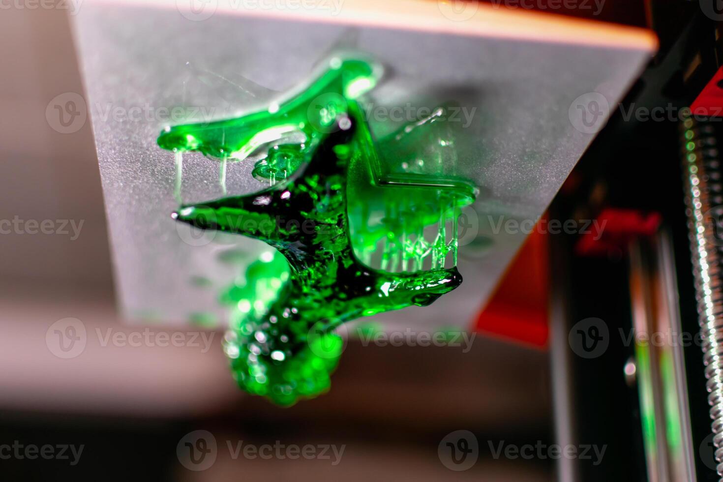 3d resin printing of a deer antler after being scanned photo