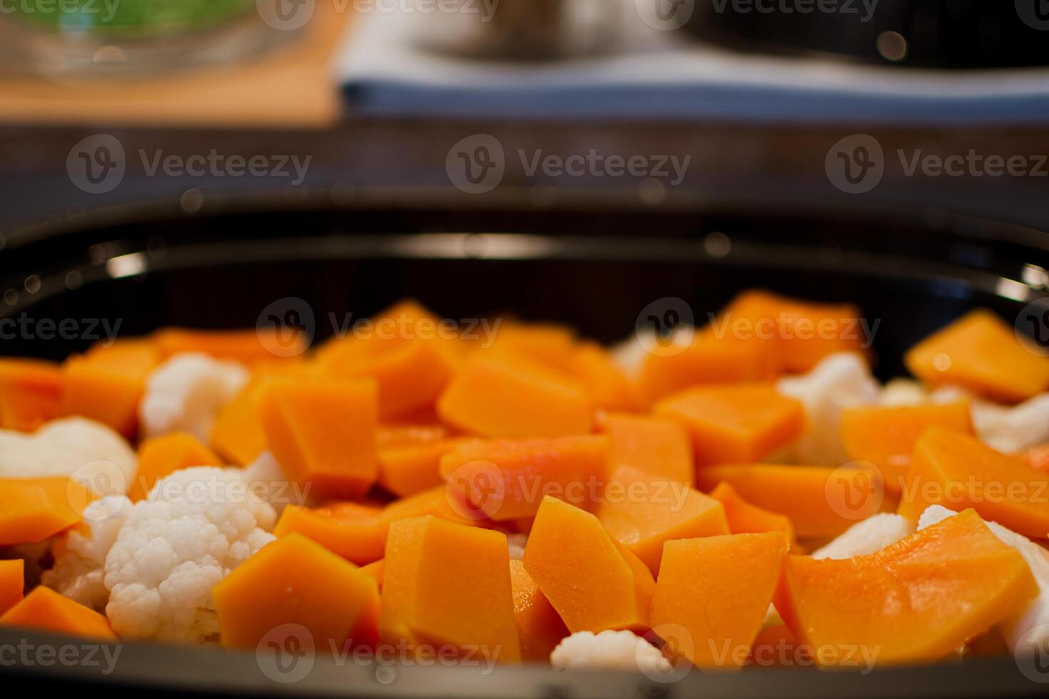 Steamed vegetables, retains vitamins and nutrients and vegetables remain soft and crunchy photo