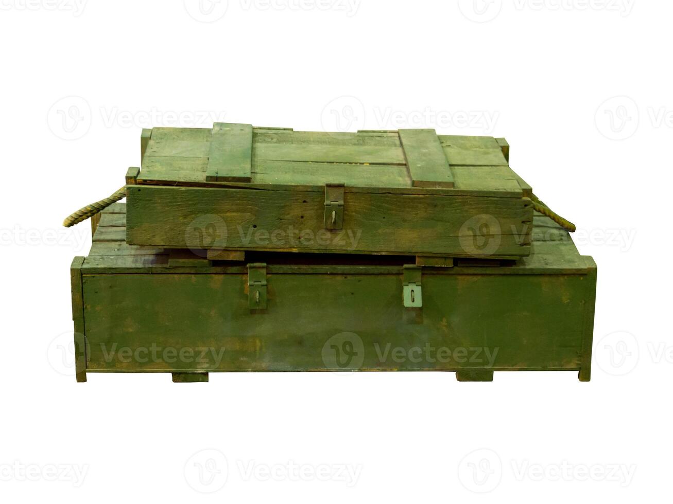 aislado militar camión en blanco antecedentes con tanque foto