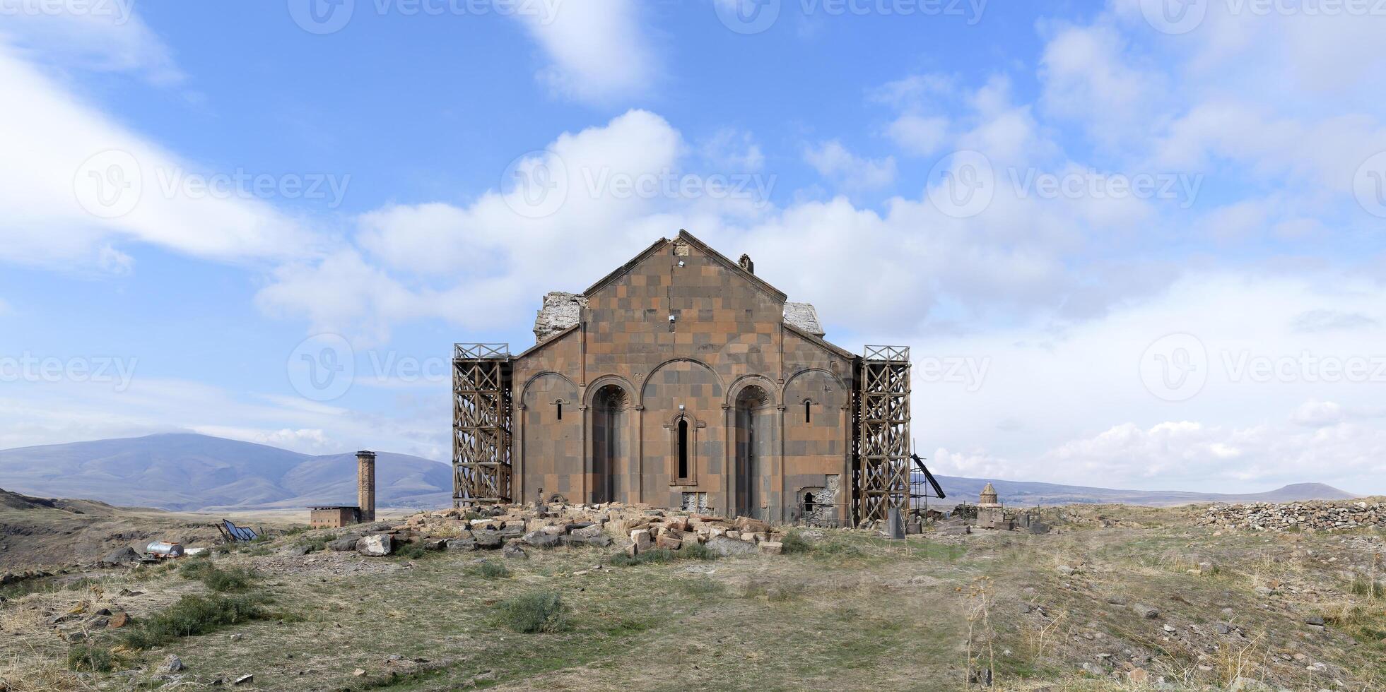 ex y yo catedral convertido dentro un mezquita, y yo arqueológico sitio, kars, Turquía foto