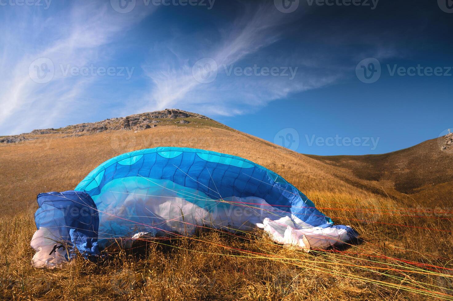 Control lines. Brakes. Paragliding system lines. Soft link. Paragliding from the inside. Slings. Close-up of the line attaching to the wing fabric photo