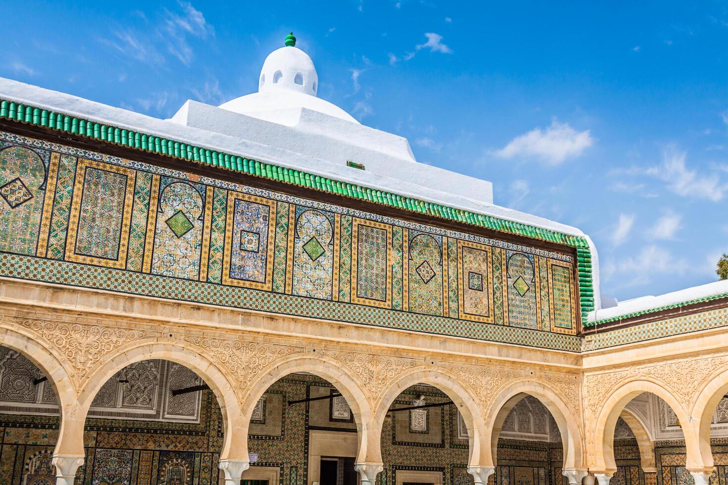 el genial mezquita de Kairouan en Túnez foto