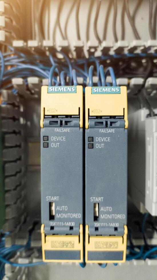 Wiring connection circuit to terminals relay switch contactor on the panel control. photo