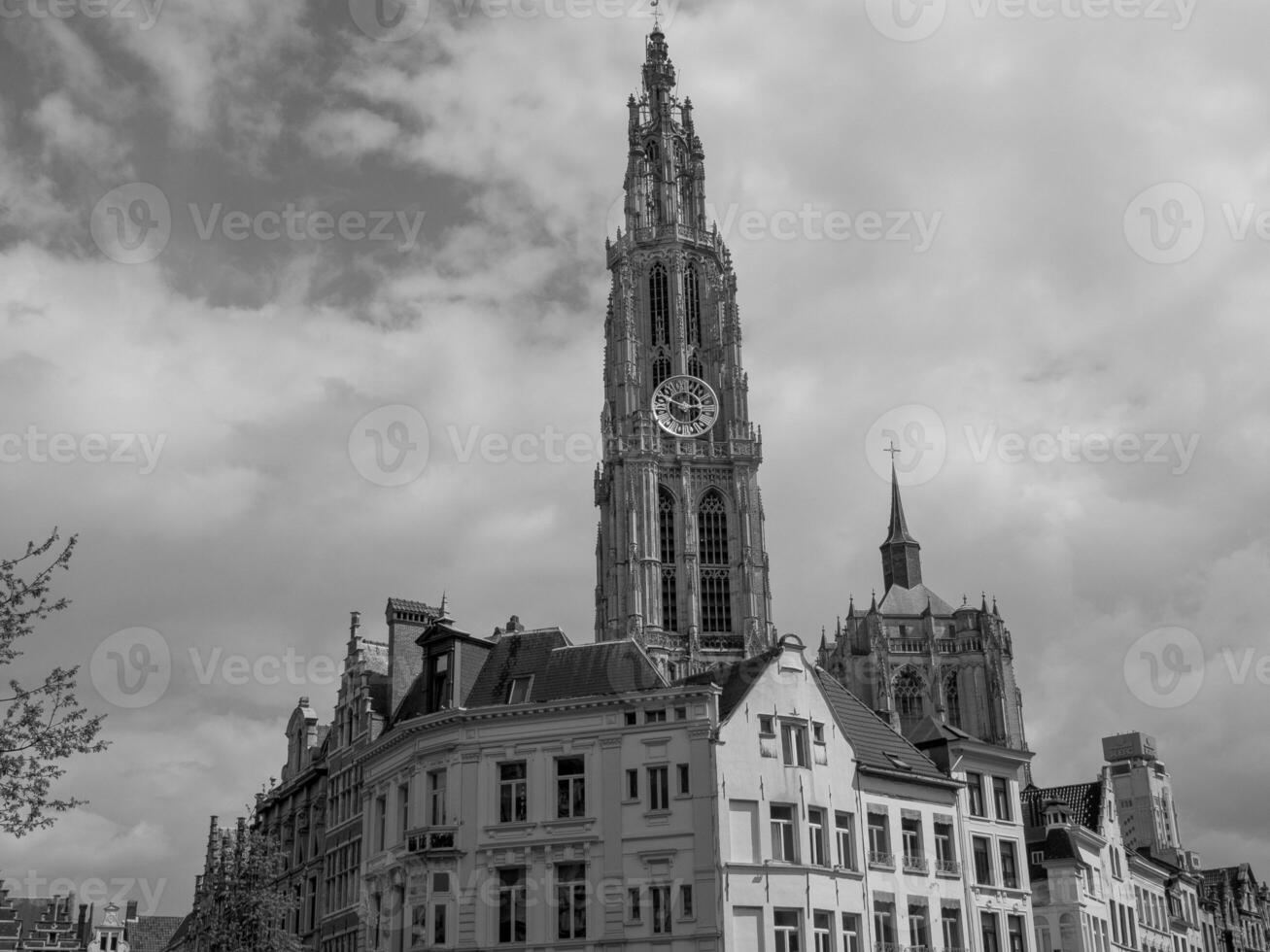 Amberes ciudad en Bélgica foto