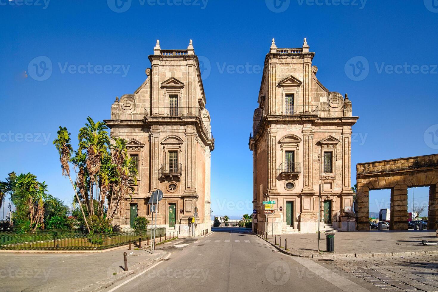 Porta Felice in Palermo photo