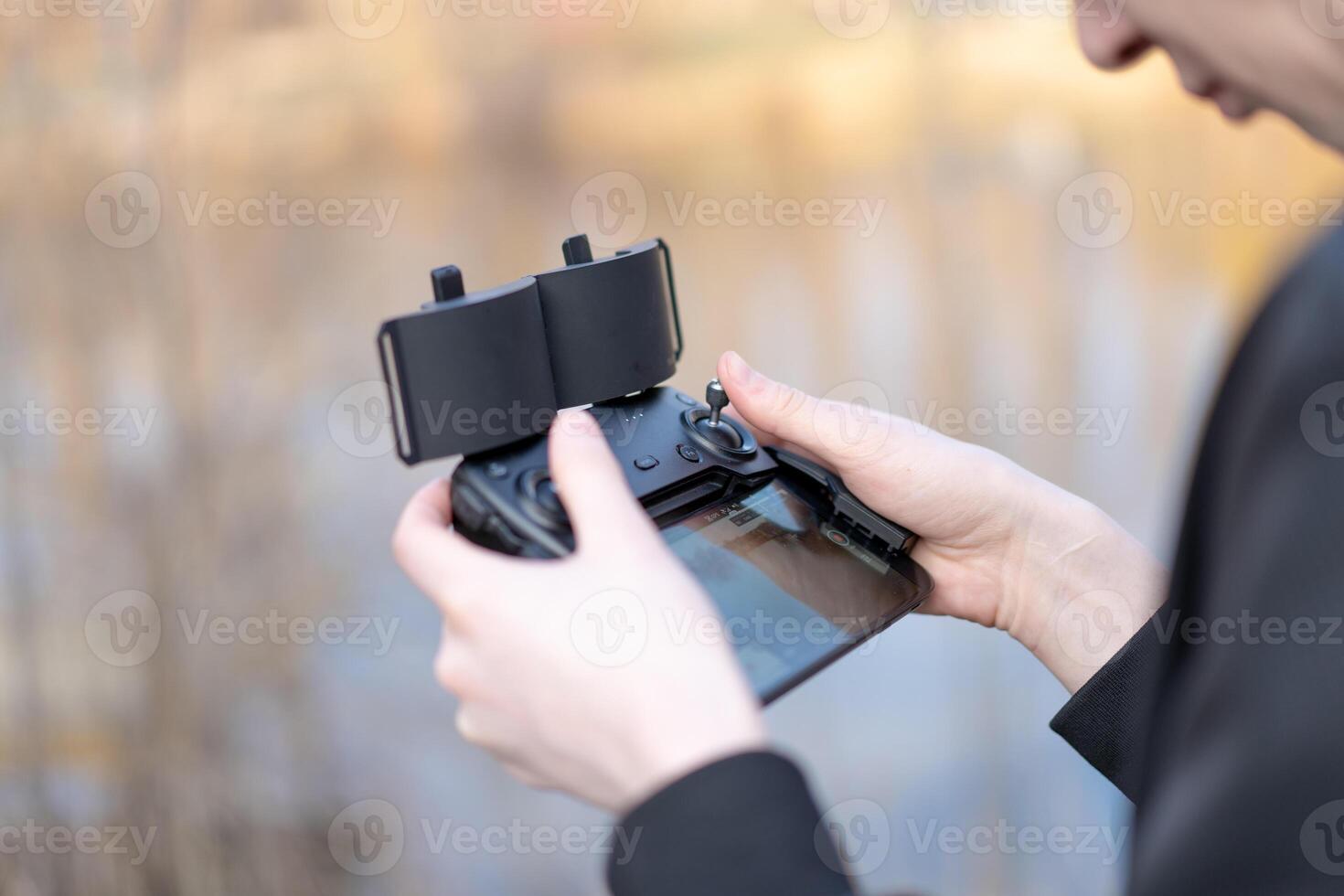 remoto controlar para cuadricóptero, de cerca. zumbido controlador foto