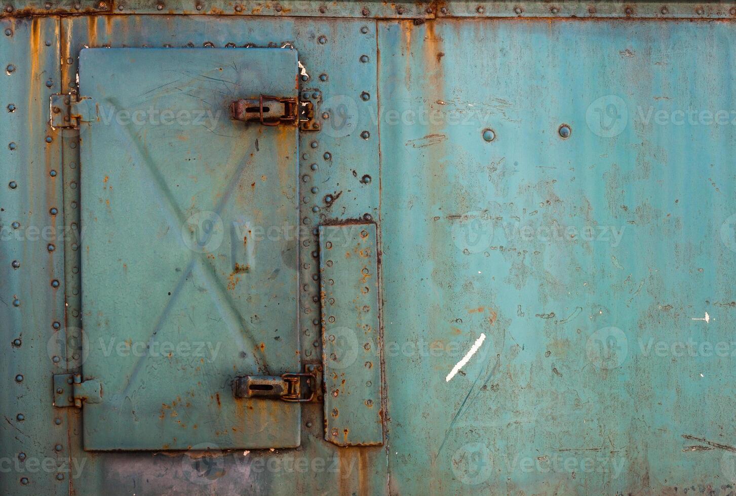 metal panel door photo