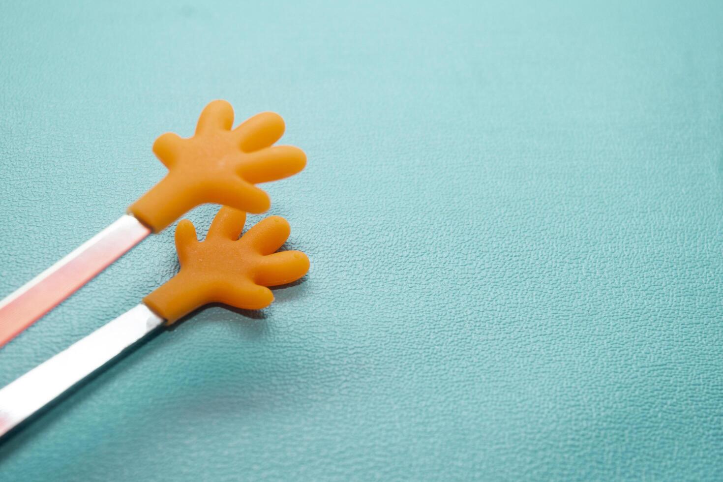 hand accessories for cake photo