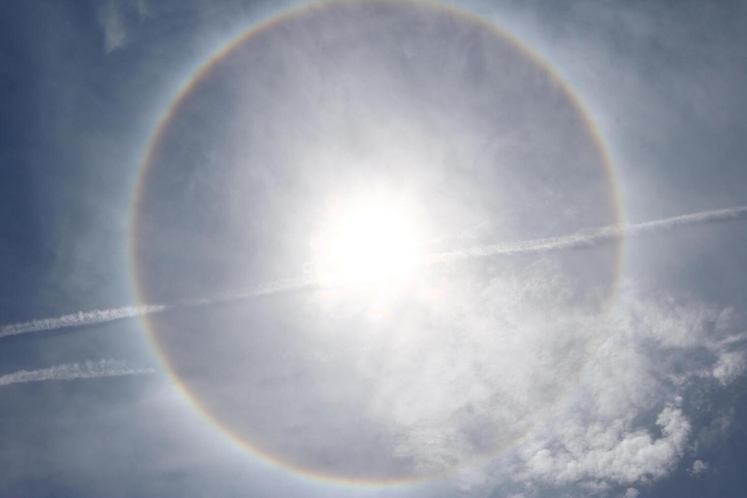 sun halo phenomenal photo