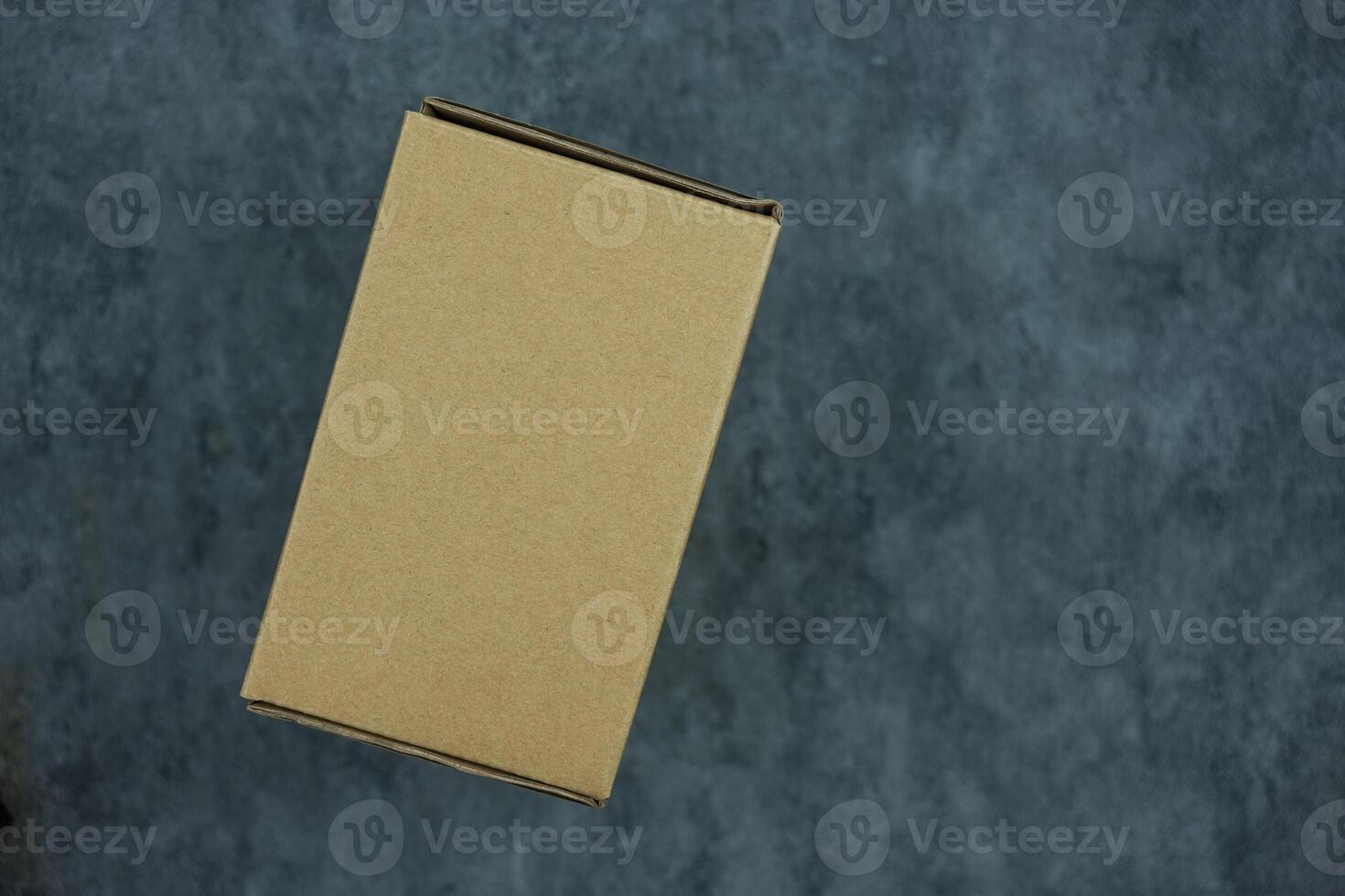Brown kraft paper brown box product packaging photo