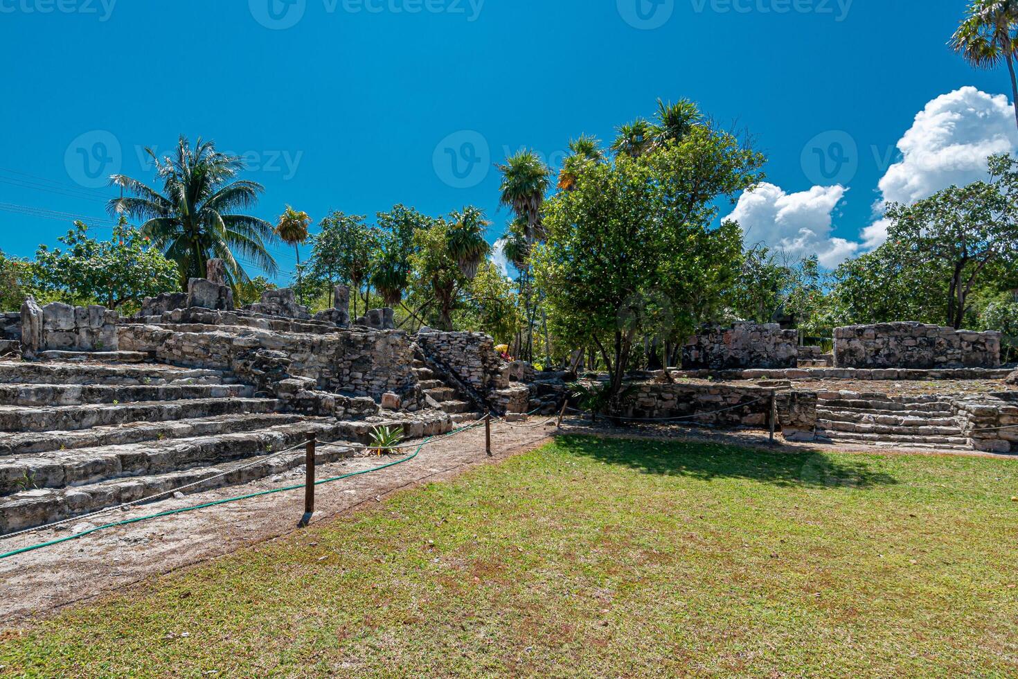 arqueológico sitio de el meco, cancún, mexico foto