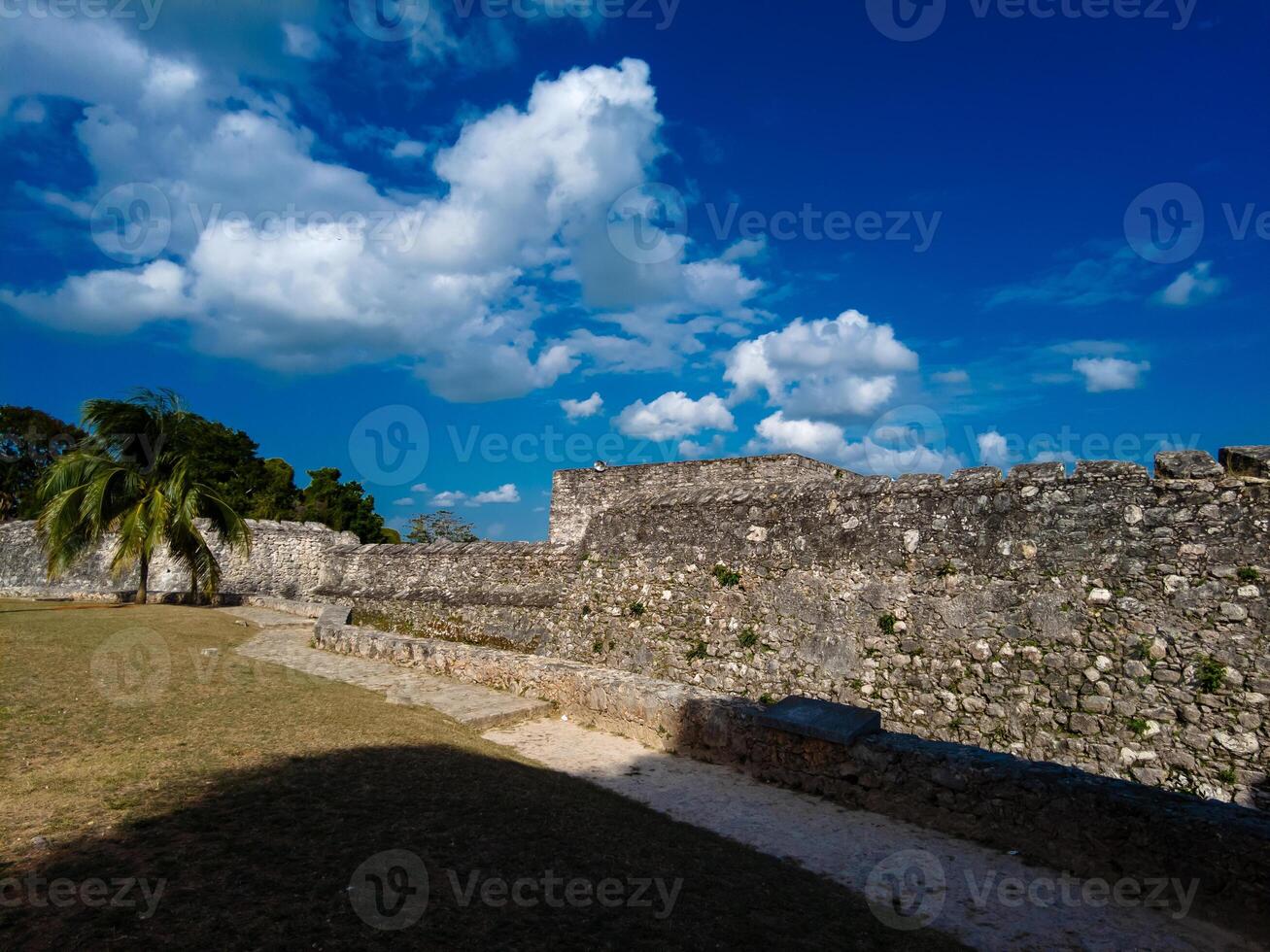 Saint Felipe of Bacalar Medieval Fort photo