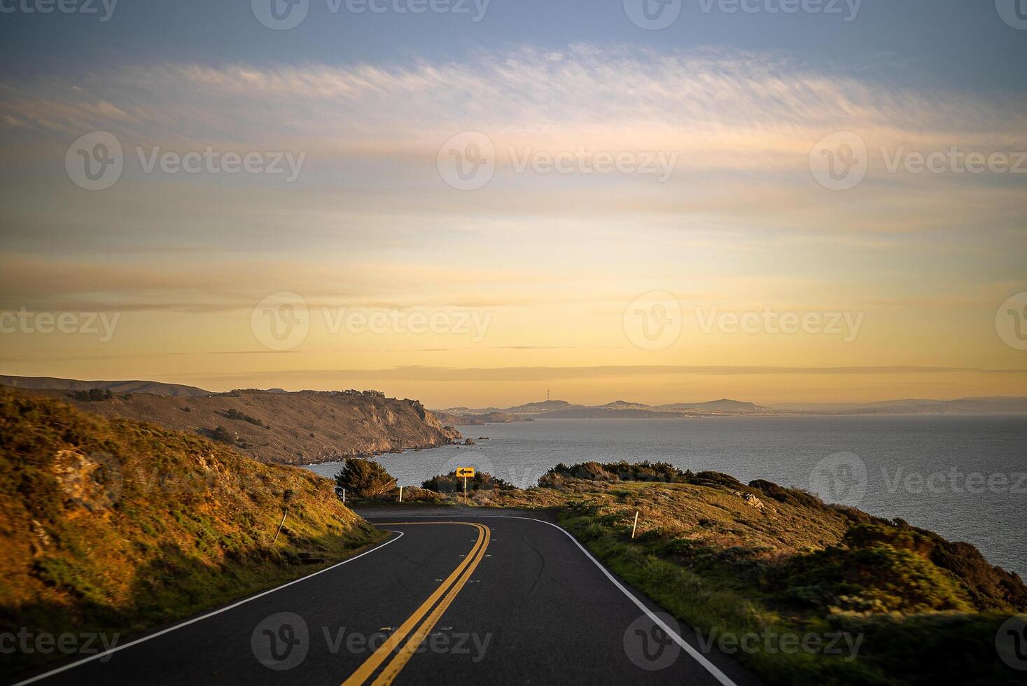 Route 1 San Francisco Pacific sunset. Roadtrip photo