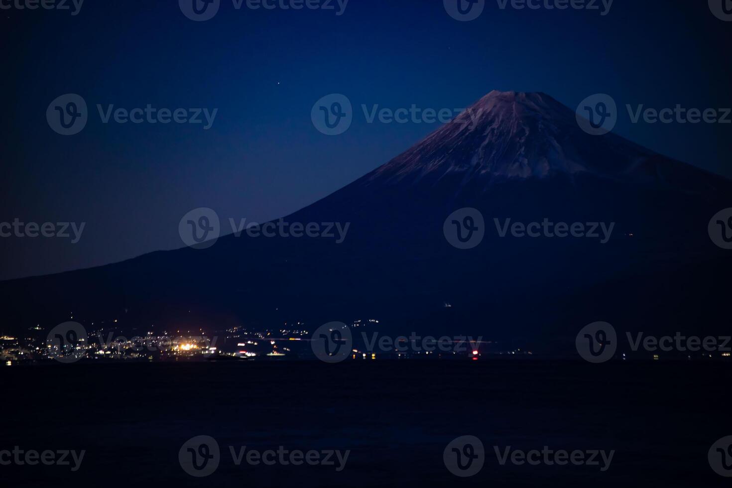 A sunset of Mt.Fuji near Suruga coast in Shizuoka photo