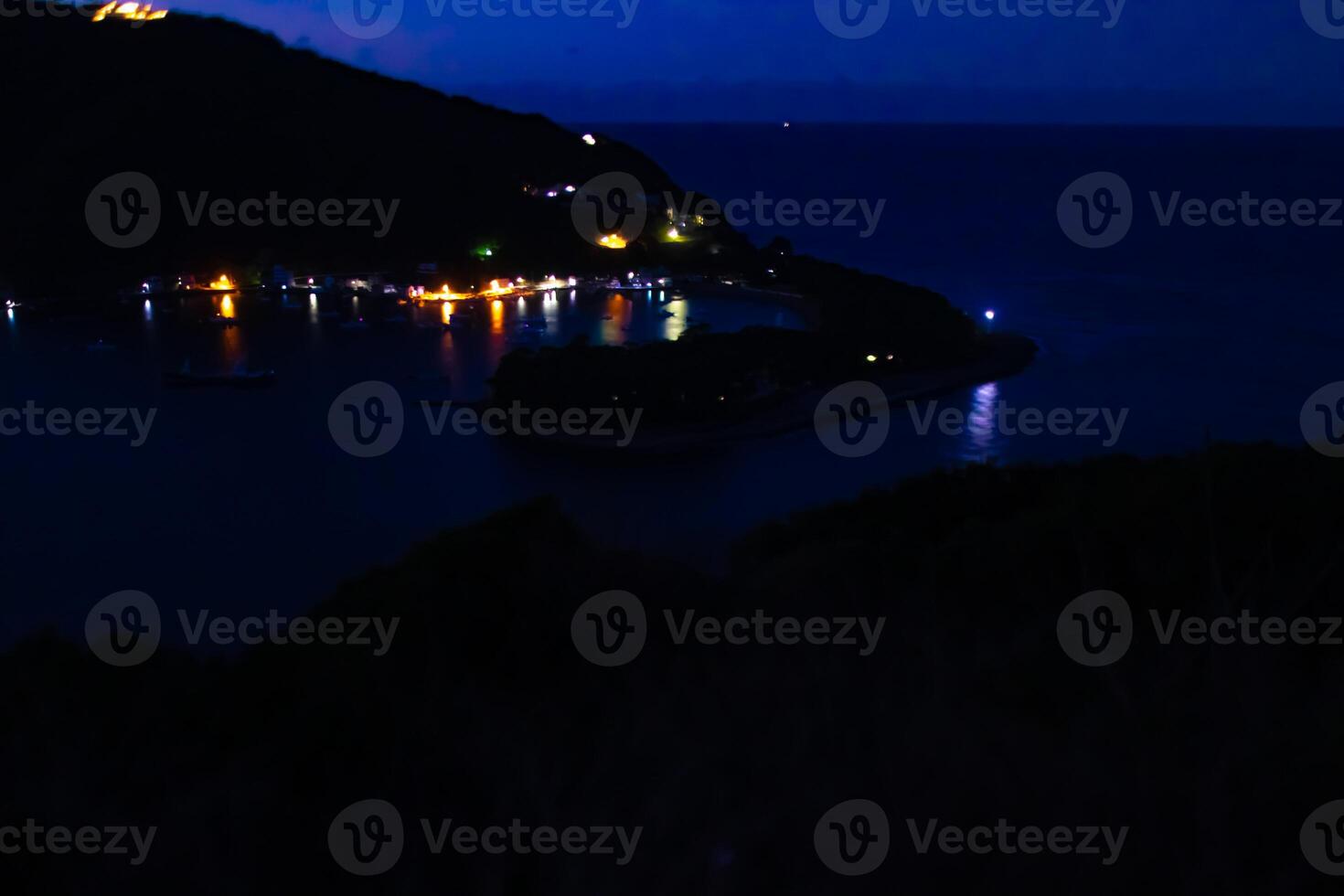 un amanecer miniatura Puerto a el país lado en shizuoka foto