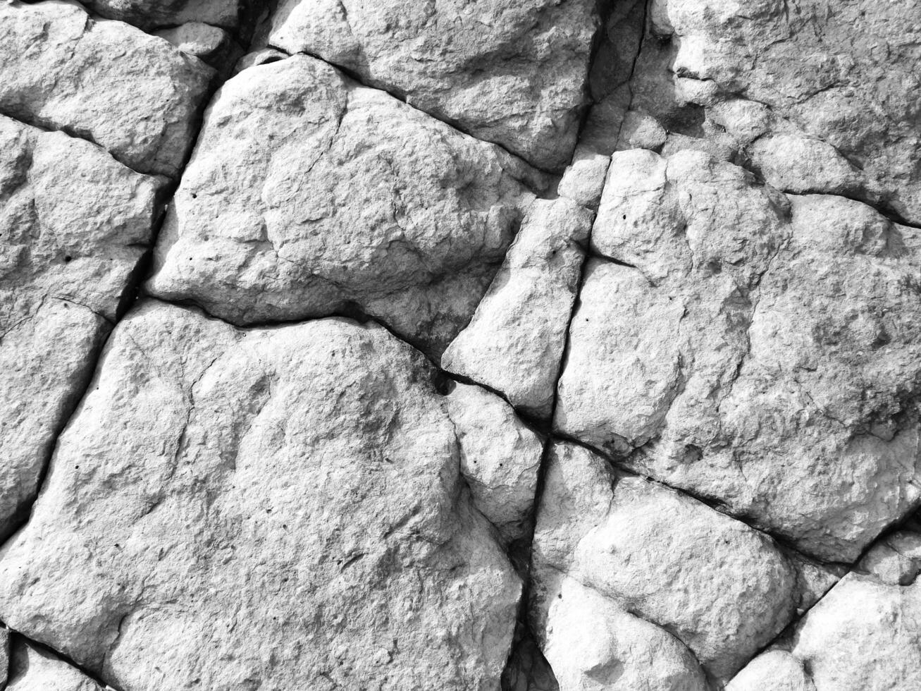 textura de piedra oscura al aire libre foto