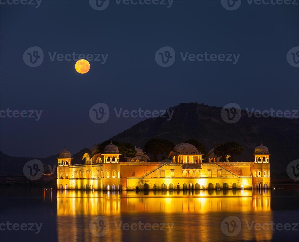 jal mahal agua palacio . jaipur, rajastán, India foto