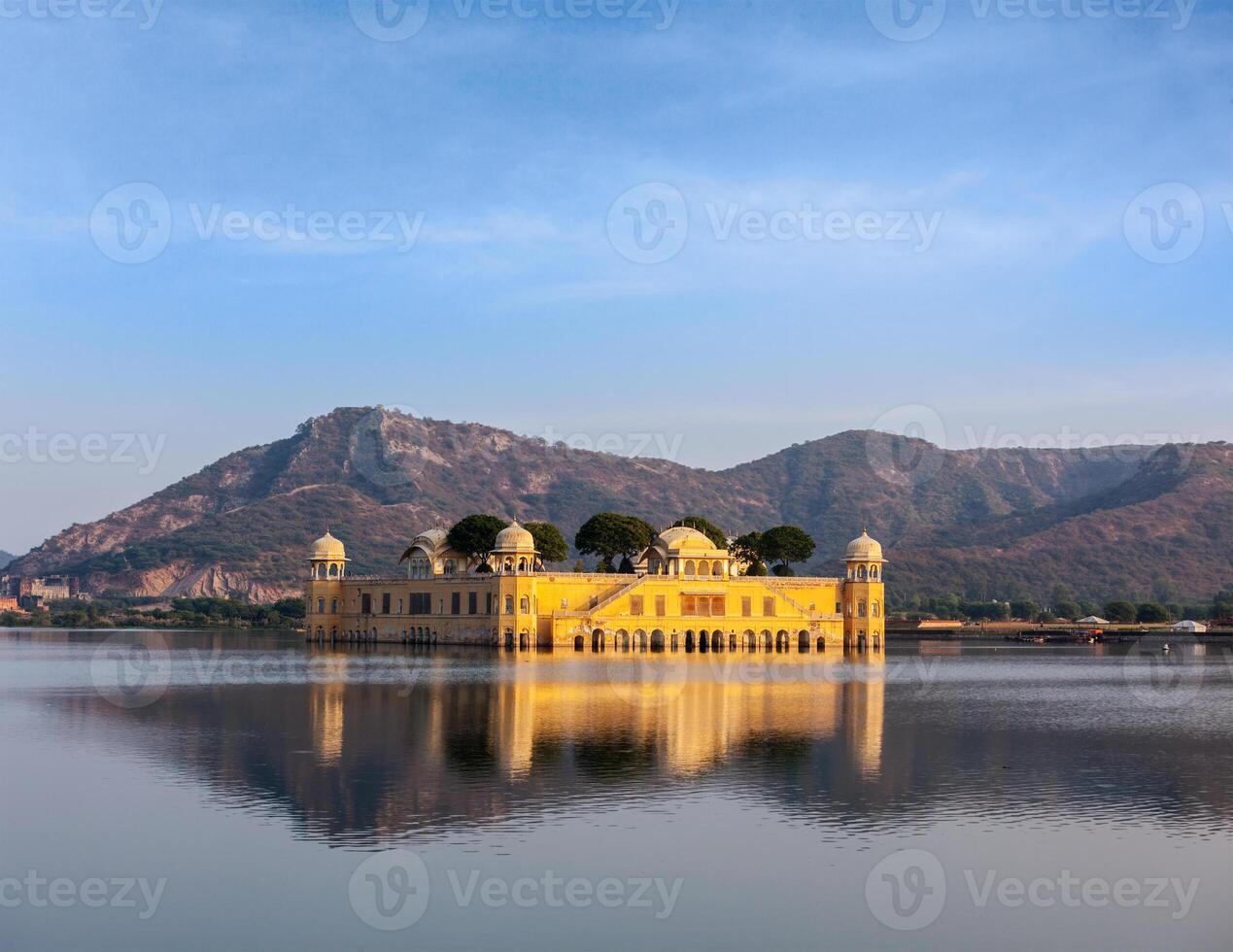 jal mahal agua palacio . jaipur, rajastán, India foto