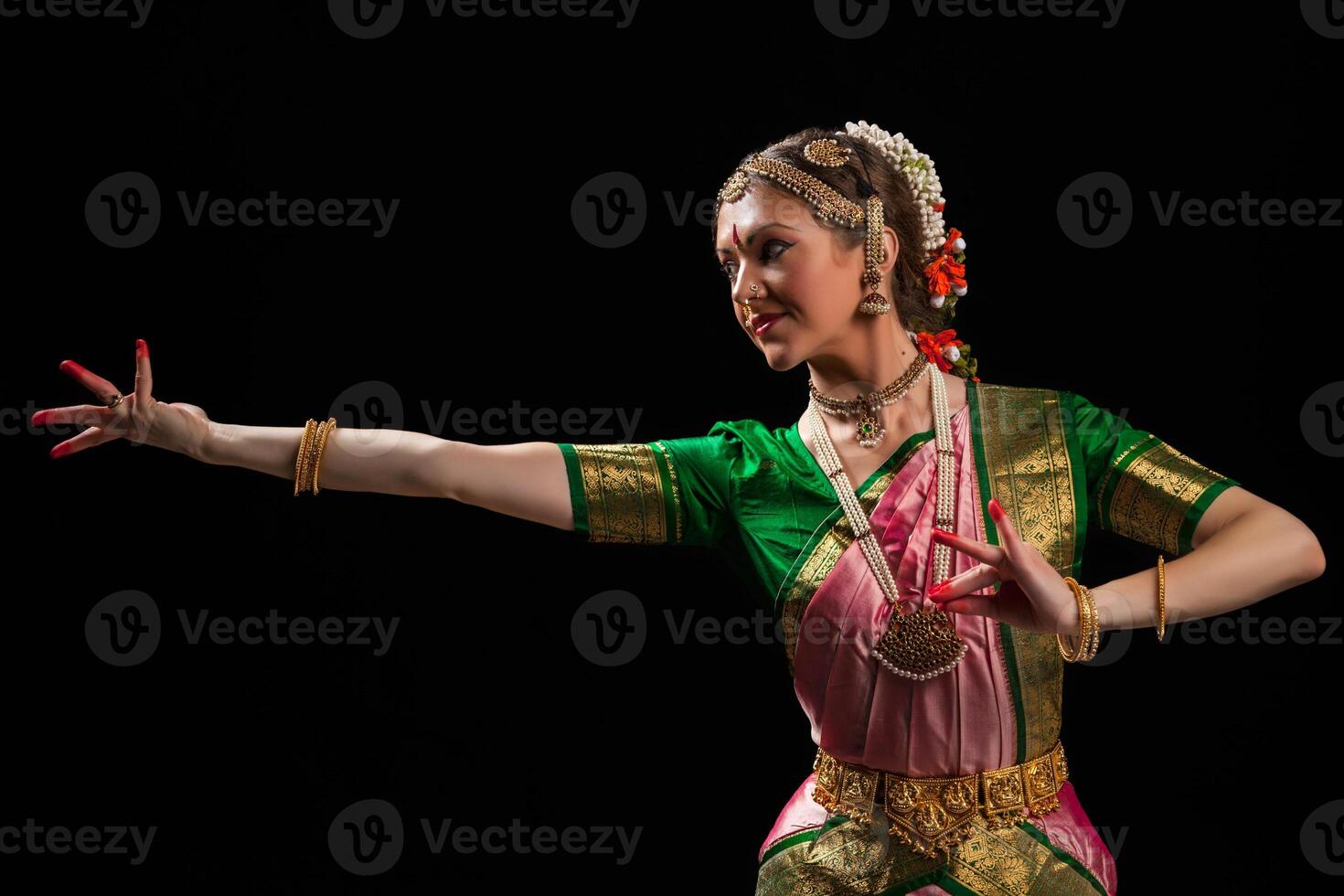 Beautiful girl dancer of Indian classical dance Bharatanatyam photo