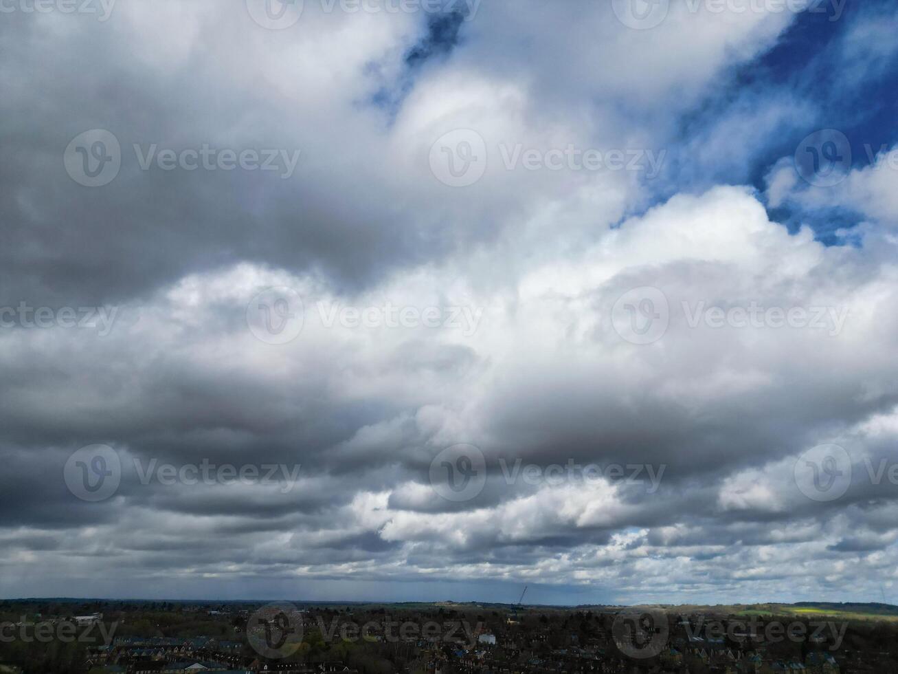 Most Beautiful View of Sky and Clouds over Oxford City of England United Kingdom photo