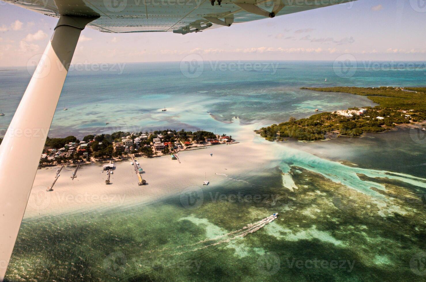 Belize Cayes - Small tropical island at Barrier Reef with paradise beach - known for diving, snorkeling and relaxing vacations - Caribbean Sea, Belize, Central America photo