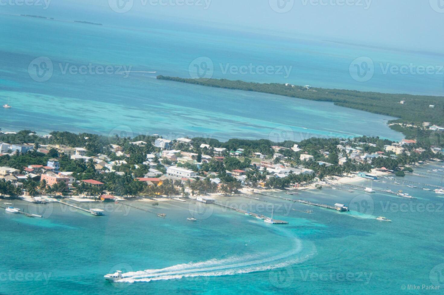 Belize Cayes - Small tropical island at Barrier Reef with paradise beach - known for diving, snorkeling and relaxing vacations - Caribbean Sea, Belize, Central America photo