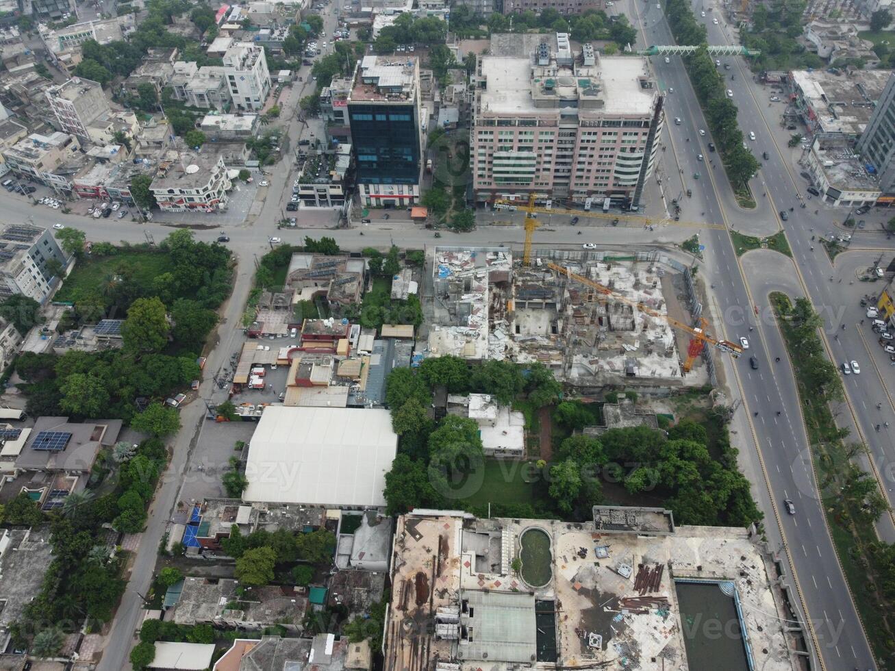 Top view. Areal view of city Lahore on 2023-07-17 photo