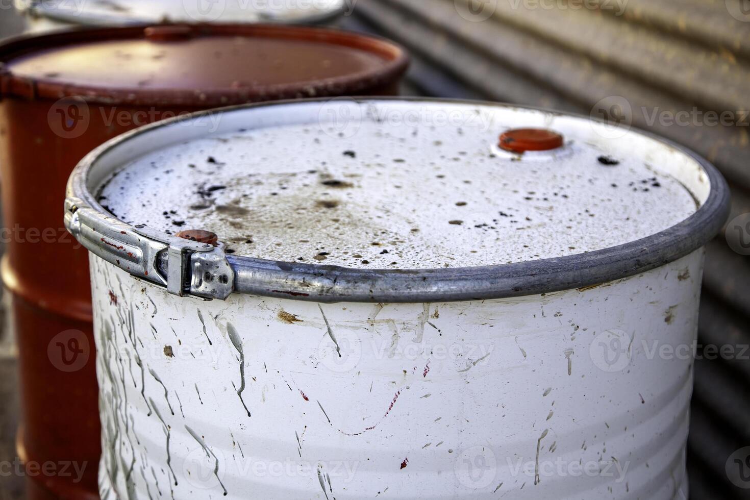 Old dirty oil container photo