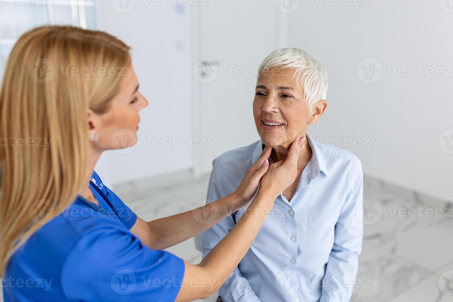 Women with thyroid gland test . Endocrinology, hormones and treatment. Inflammation of the sore throat photo