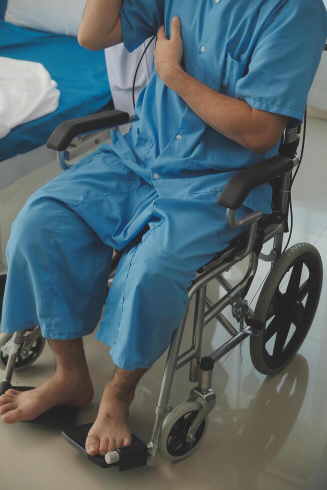 Female doctors who treat patients make an appointment to listen to the results after a physical examination and explain medical information and diagnose the disease. Medical concepts and good healt. photo