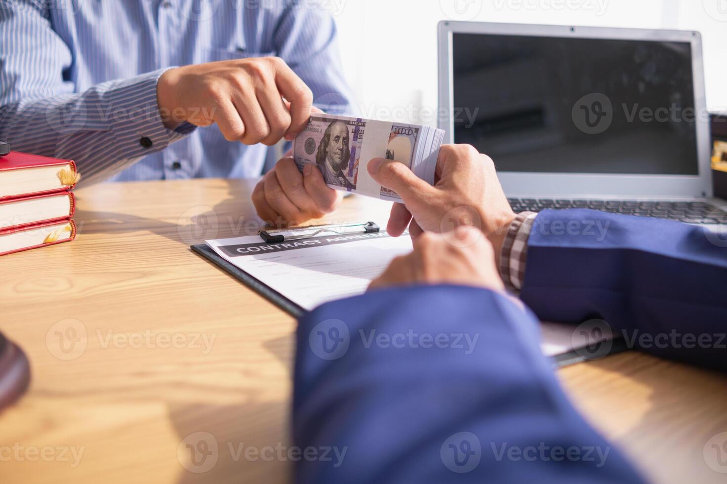 The concept of defendants in serious cases bribing officials involved in court decisions to change the course of case by giving bribes to facilitate the Lawyer team and prosecutors. bribery concept photo