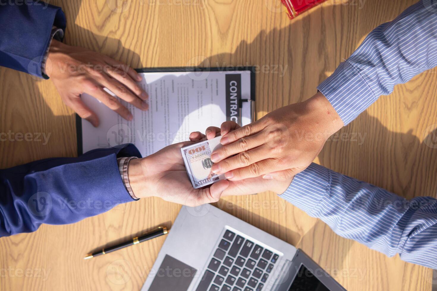 The concept of defendants in serious cases bribing officials involved in court decisions to change the course of case by giving bribes to facilitate the Lawyer team and prosecutors. bribery concept photo