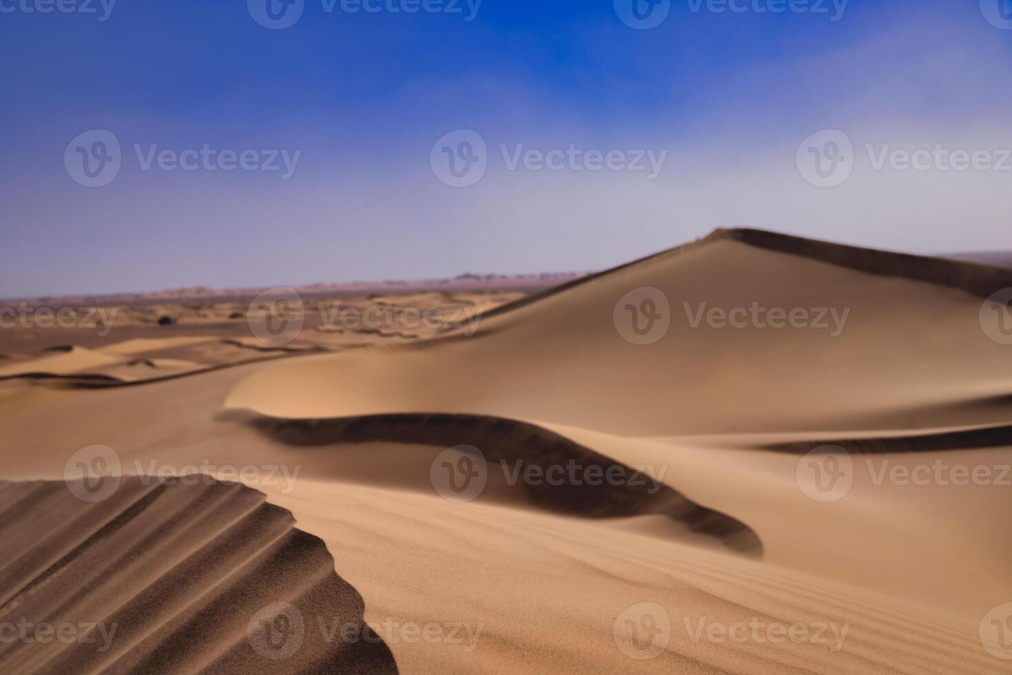 un arena duna de Sáhara Desierto a mhamid el guizlane en Marruecos telefotográfico Disparo foto