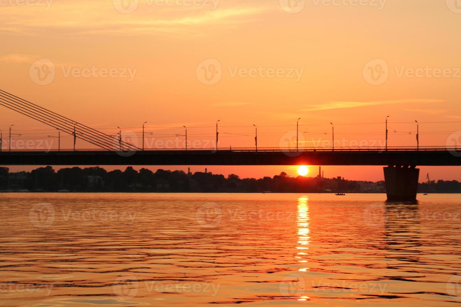 Lighting and color of the sky above the horizon at sunset. photo