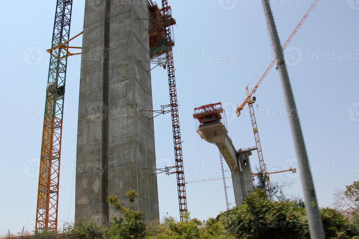 A new bridge for railway transport is being built. photo