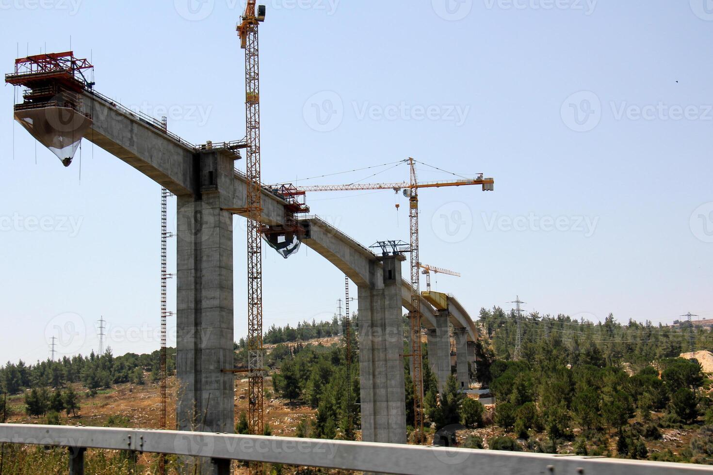 A new bridge for railway transport is being built. photo