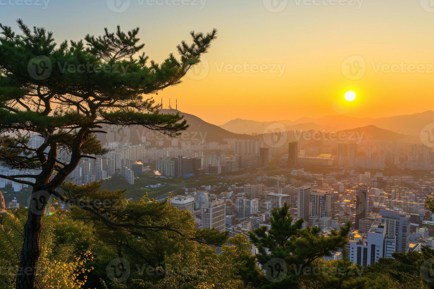 foto amanecer de bukhansan montaña en Seúl ciudad bohordo