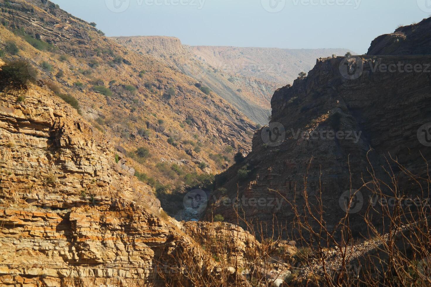 colinas en baluchistán provincia de Pakistán en diciembre 24, 2023. foto