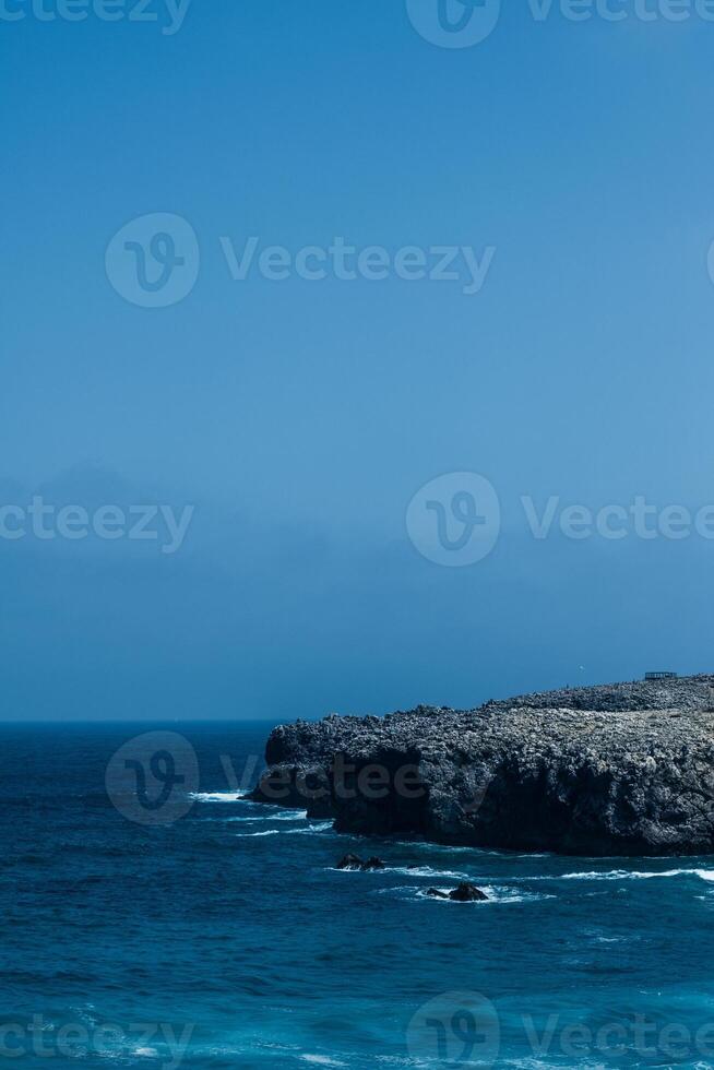 Oceano costa vista, Perfecto viaje y fiesta destino foto