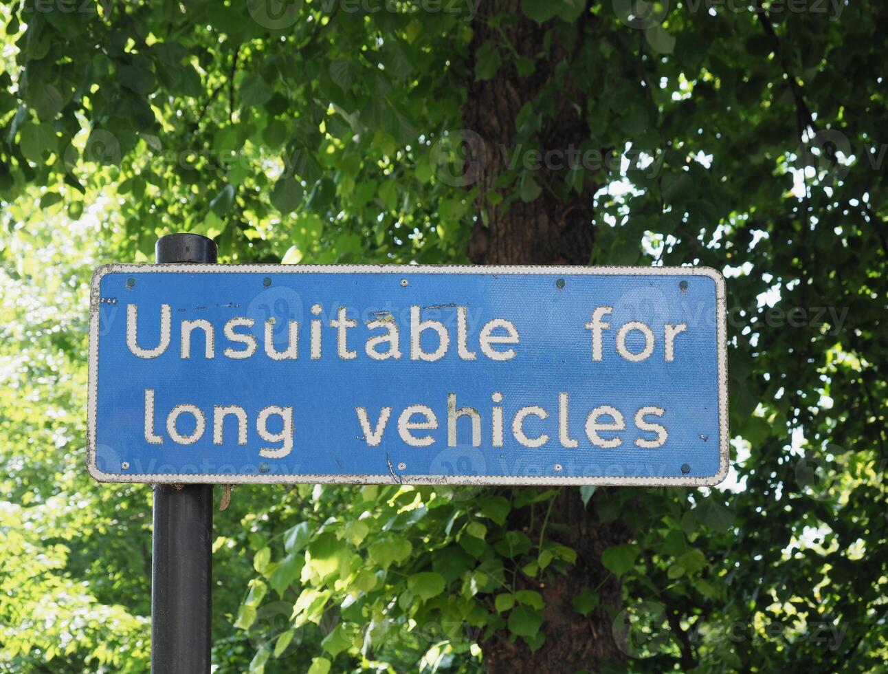 unsuitable for long vehicles traffic sign photo